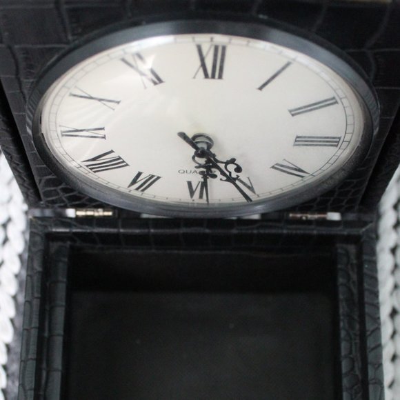 Box Clock - Picture 3 of 3